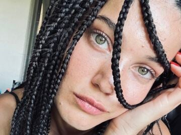 Pinar Deniz, Ceylin en Secretos de familia, sorprende a sus seguidores con un cambio de look muy veraniego 