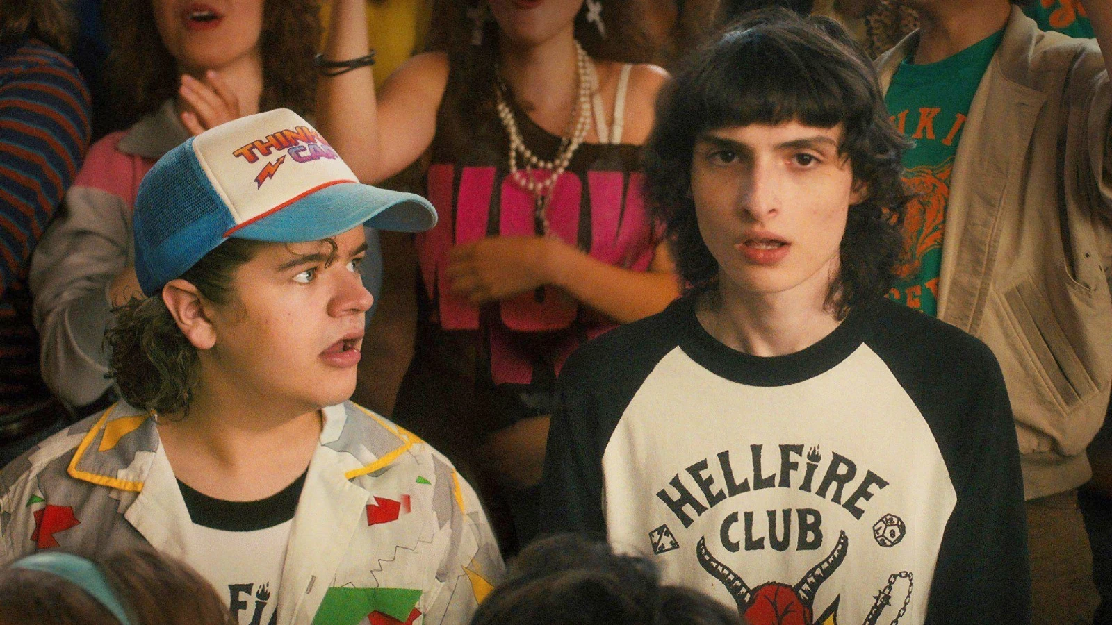 Finn Wolfhard y Gaten Matarazzo como Dustin Henderson y Mike Wheleer Finn Wolfhard y Gaten Matarazzo como Dustin Henderson y Mike Wheleer