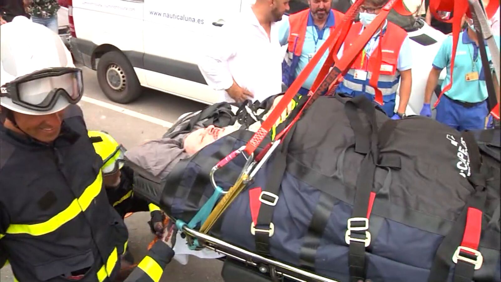 Trasladan a José María, el hombre de 300 kg con obesidad mórbida, al hospital: 