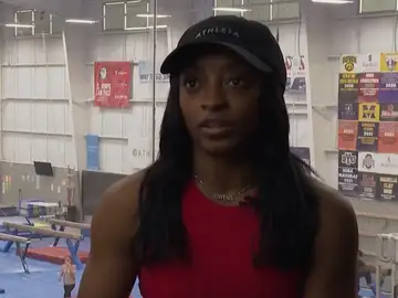 Simone Biles en el gimnasio en el que entrena para los Juegos de París Simone Biles en el gimnasio en el que entrena para los Juegos de París