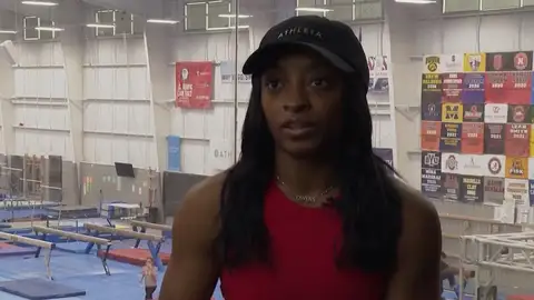 Simone Biles en el gimnasio en el que entrena para los Juegos de París Simone Biles en el gimnasio en el que entrena para los Juegos de París