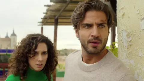 ¿De qué trata Los artistas? Esto es lo que veremos en la serie de María Dueñas, la creadora de El tiempo entre costuras ¿De qué trata Los artistas? Esto es lo que veremos en la serie de María Dueñas, la creadora de El tiempo entre costuras