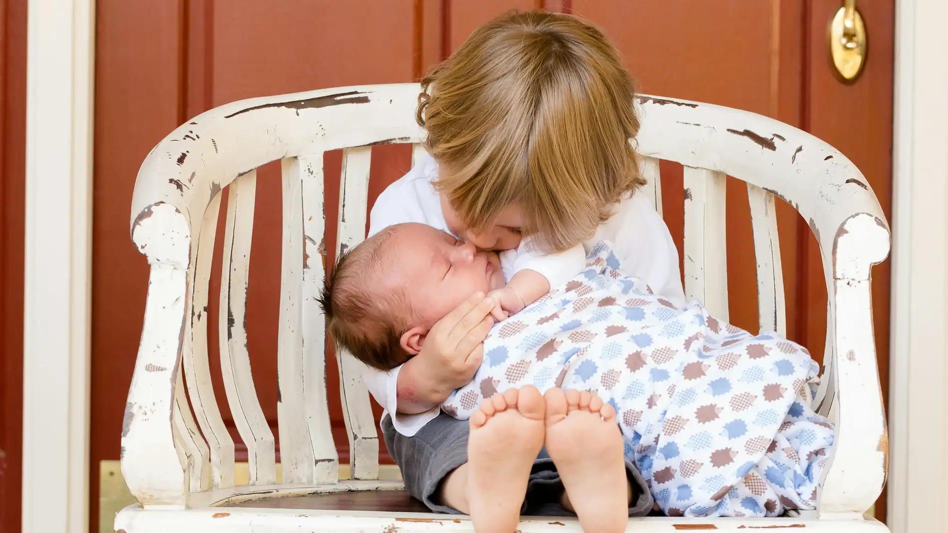 Una pareja de hermanos Una pareja de hermanos