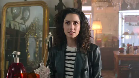 Ximena Romo es Cata, una experta en arte en paro Ximena Romo es Cata, una experta en arte en paro