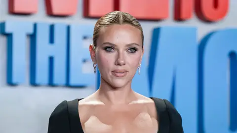 Scarlett Johansson Scarlett Johansson