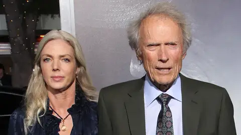 Clint Eastwood y su pareja Christina Sandera en 2018 Clint Eastwood y su pareja Christina Sandera en 2018
