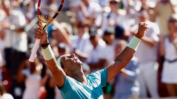 Rafa Nadal celebra su pase a la final del ATP 250 de Bastad