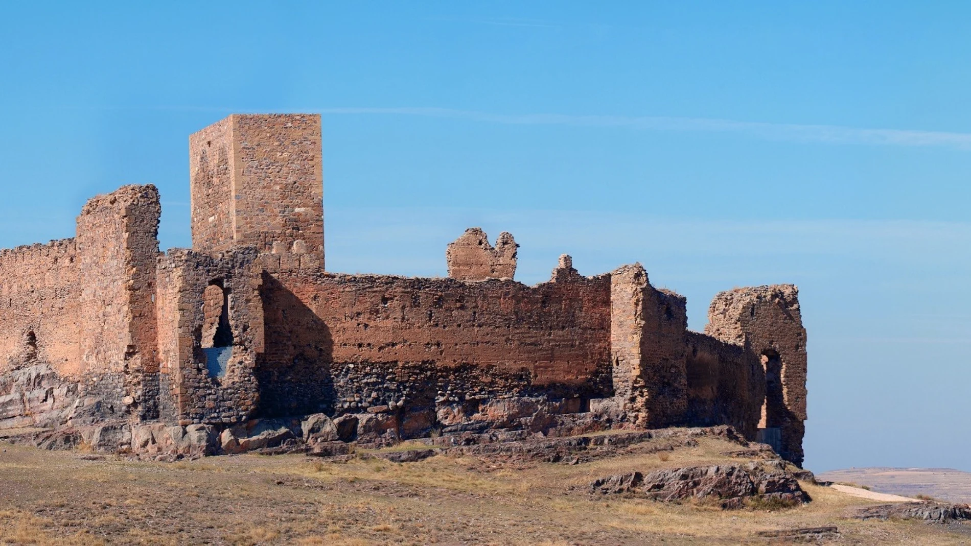 Restos del Castillo de Trasmoz Restos del Castillo de Trasmoz