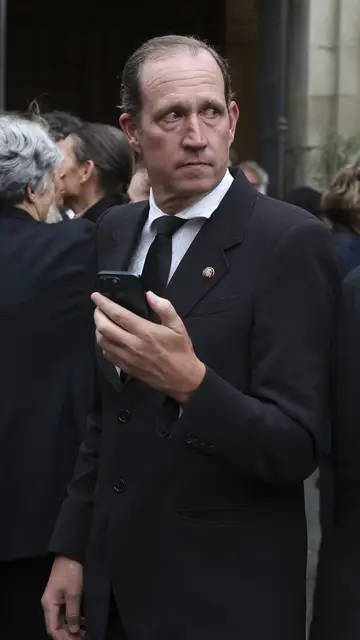 Bruno Gómez-Acebo durante el funeral de su hermano Fernando Bruno Gómez-Acebo durante el funeral de su hermano Fernando