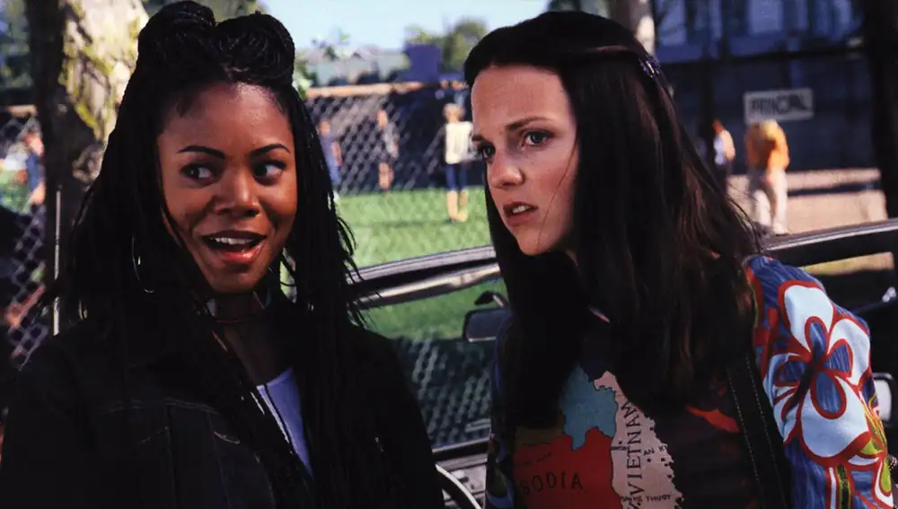 Regina Hall y Anna Faris en Scary Movie Regina Hall y Anna Faris en Scary Movie