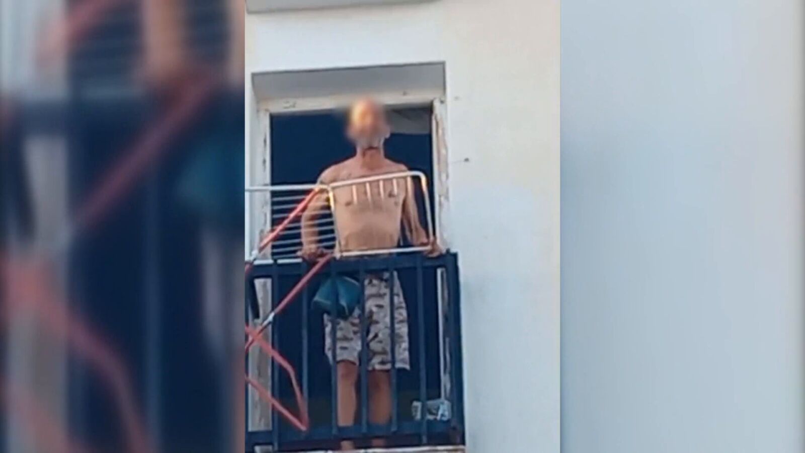 Obligada a vender su vivienda por unos vecinos conflictivos: 