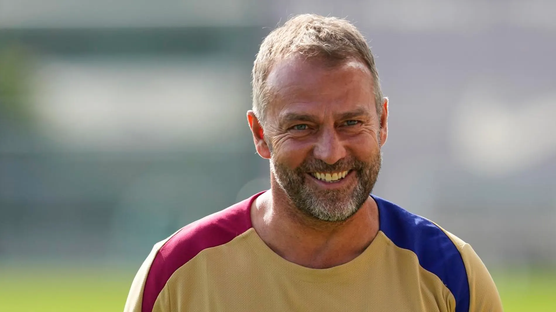 Hansi Flick durante el entrenamiento del Barça Hansi Flick durante el entrenamiento del Barça