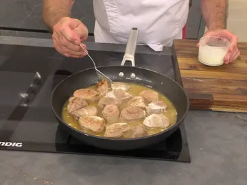 El truco rápido de Karlos Arguiñano para hacer que la salsa se espese El truco rápido de Karlos Arguiñano para hacer que la salsa se espese