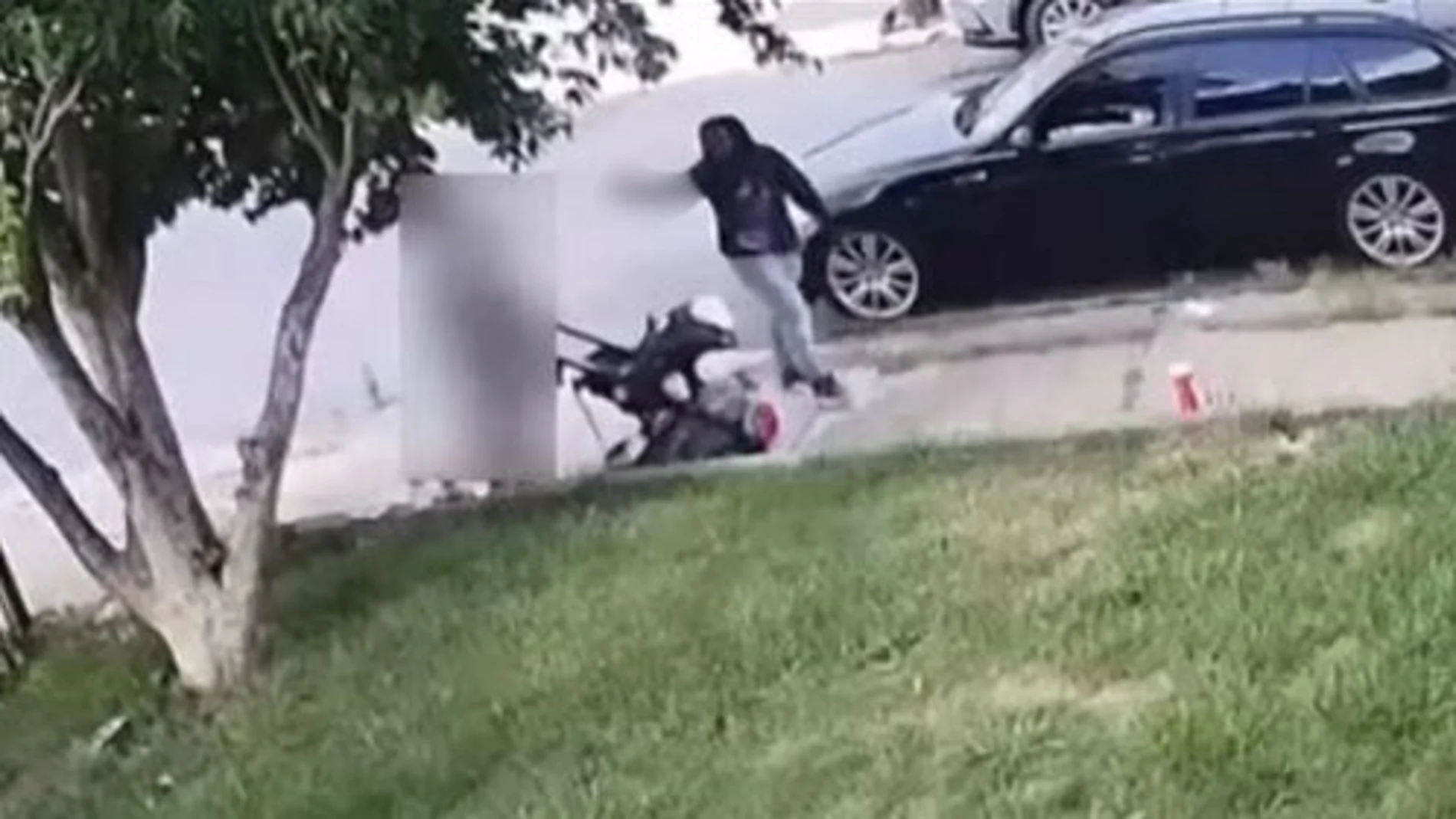 Mujer arrestada en Filadelfia tras disparar a una familia: Un bebé de siete meses y sus padres Mujer arrestada en Filadelfia tras disparar a una familia: Un bebé de siete meses y sus padres