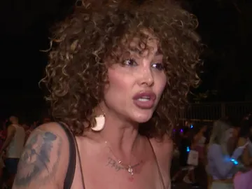 Daniela Santiago a la salida del concierto de Karol G Daniela Santiago a la salida del concierto de Karol G