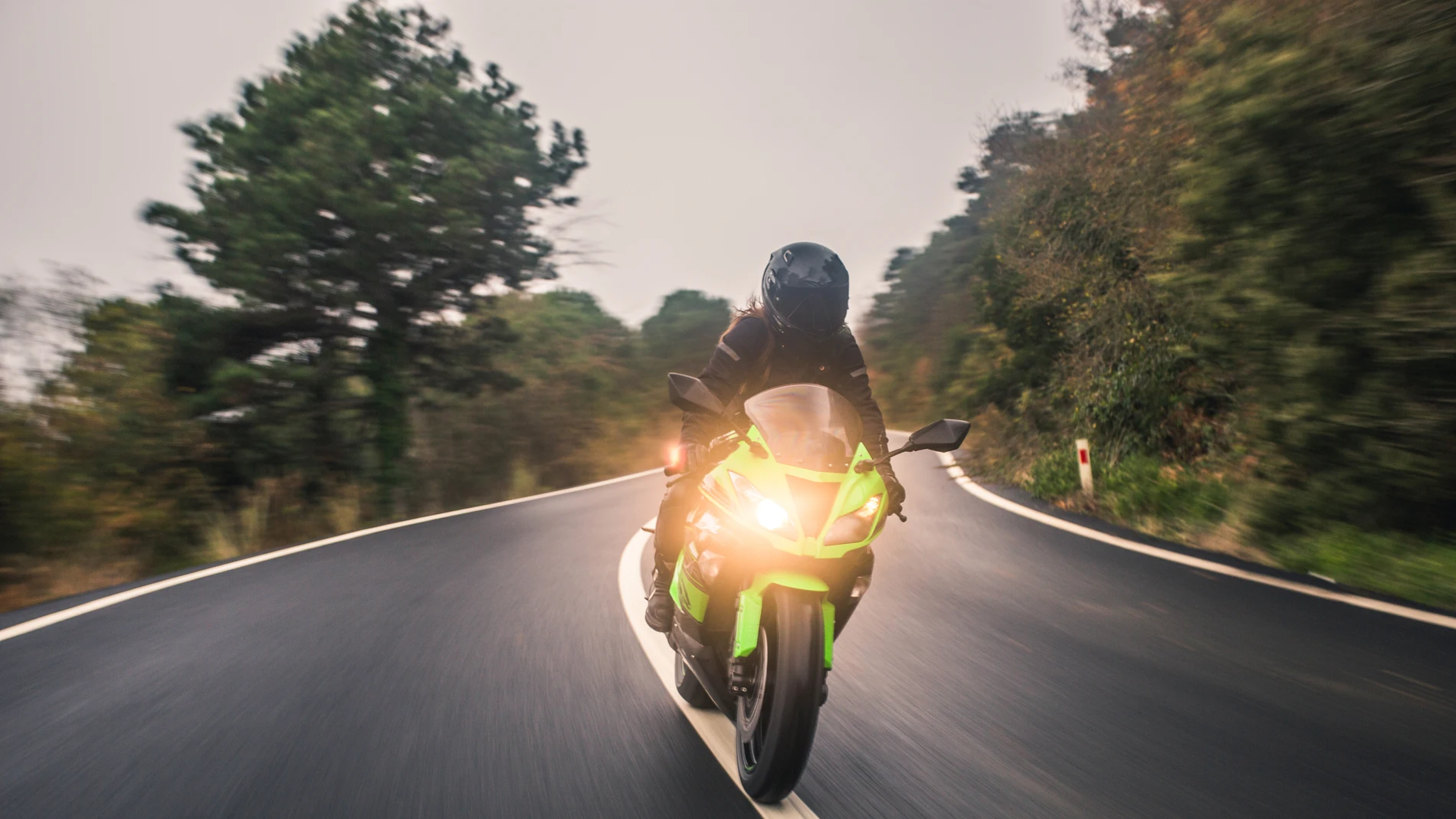 Motorista, imagen de archivo Motorista, imagen de archivo