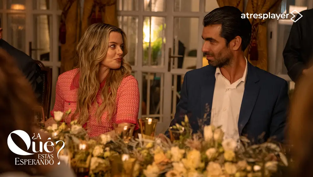 Adriana Torrebejano y Rubén Cortada - ¿A qué estás esperando? Adriana Torrebejano y Rubén Cortada - ¿A qué estás esperando?