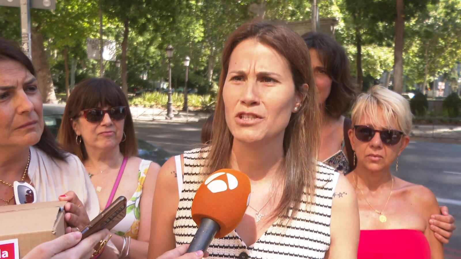 Pacientes de cáncer de mama metastásico piden financiación para su tratamiento: 