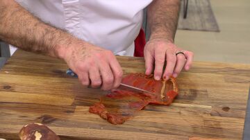 Karlos Arguiñano comparte su método infalible para extraer la carne de los pimientos choriceros