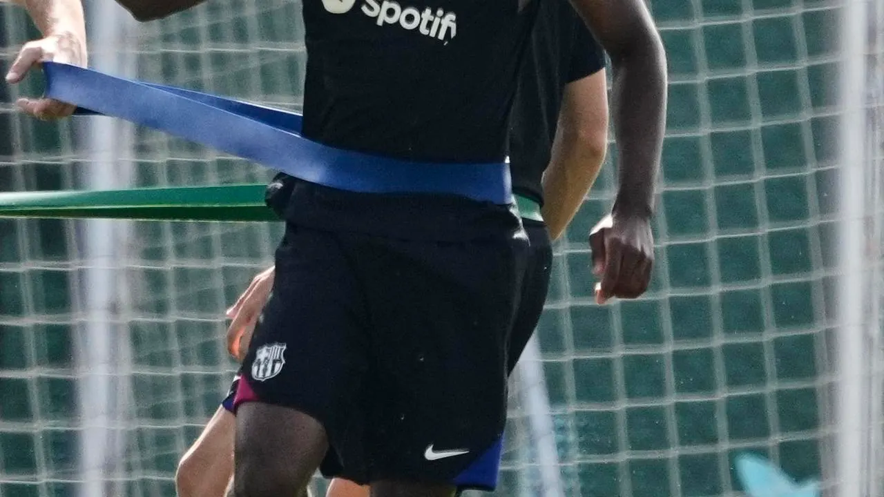 Ansu Fati en un entrenamiento con el Barcelona Ansu Fati en un entrenamiento con el Barcelona