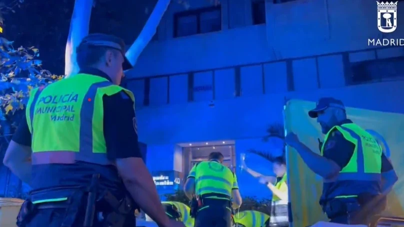 Traslado del hombre golpeado Traslado del hombre golpeado