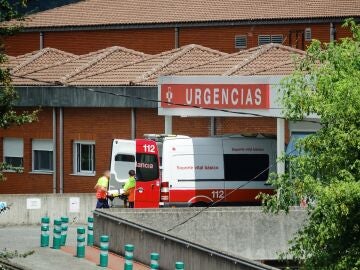 Imagen de archivo de la rampa de urgencias del Hospital de Arriondas