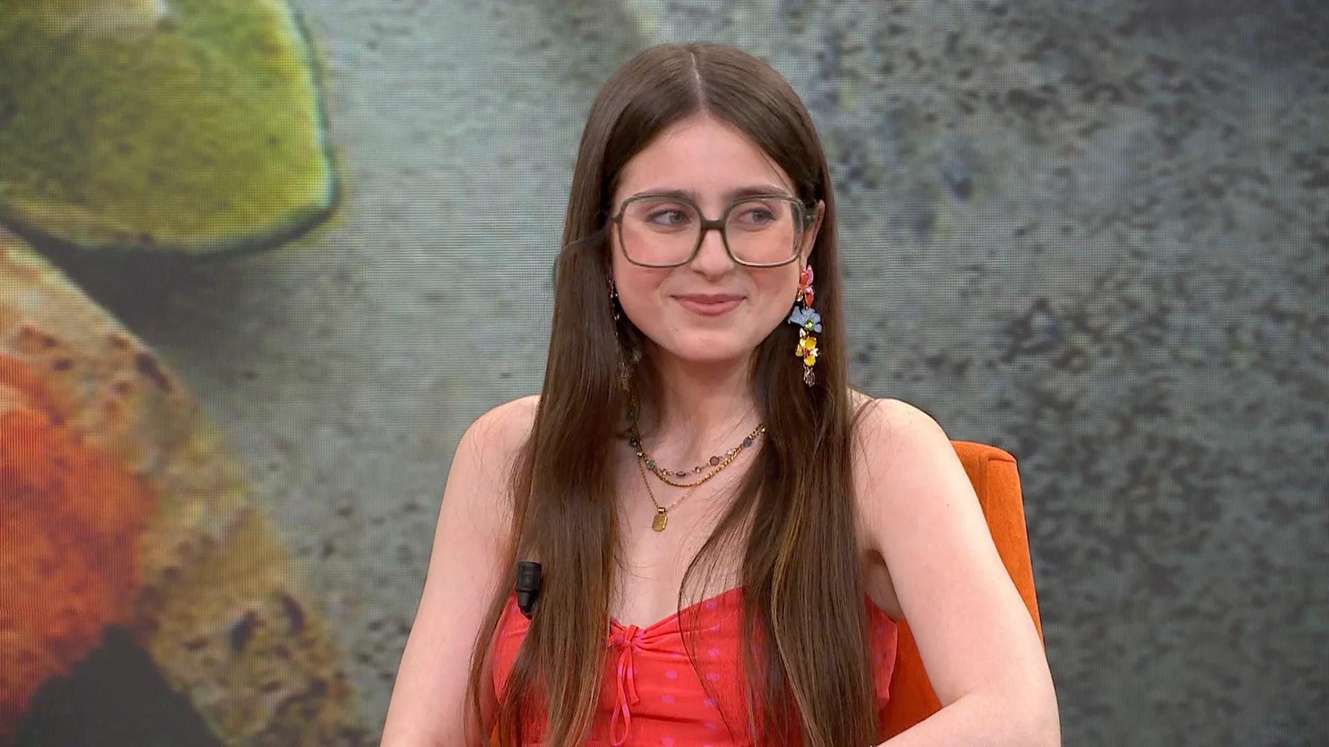 Roro, la influencer criticada en redes por cocinar para su novio Pablo: "Nos cuidamos mutuamente, no es nada malo"