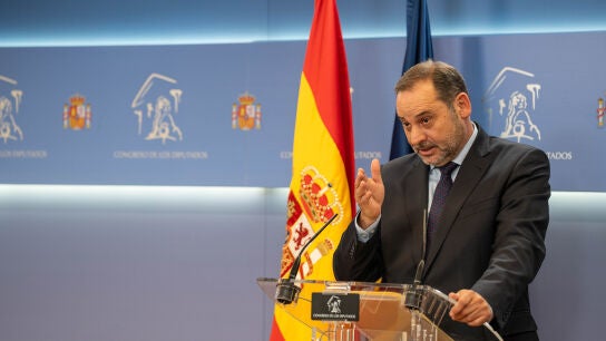 Jos&eacute; Luis &Aacute;balos, durante una rueda de prensa, en el Congreso el 24 de julio 2024
