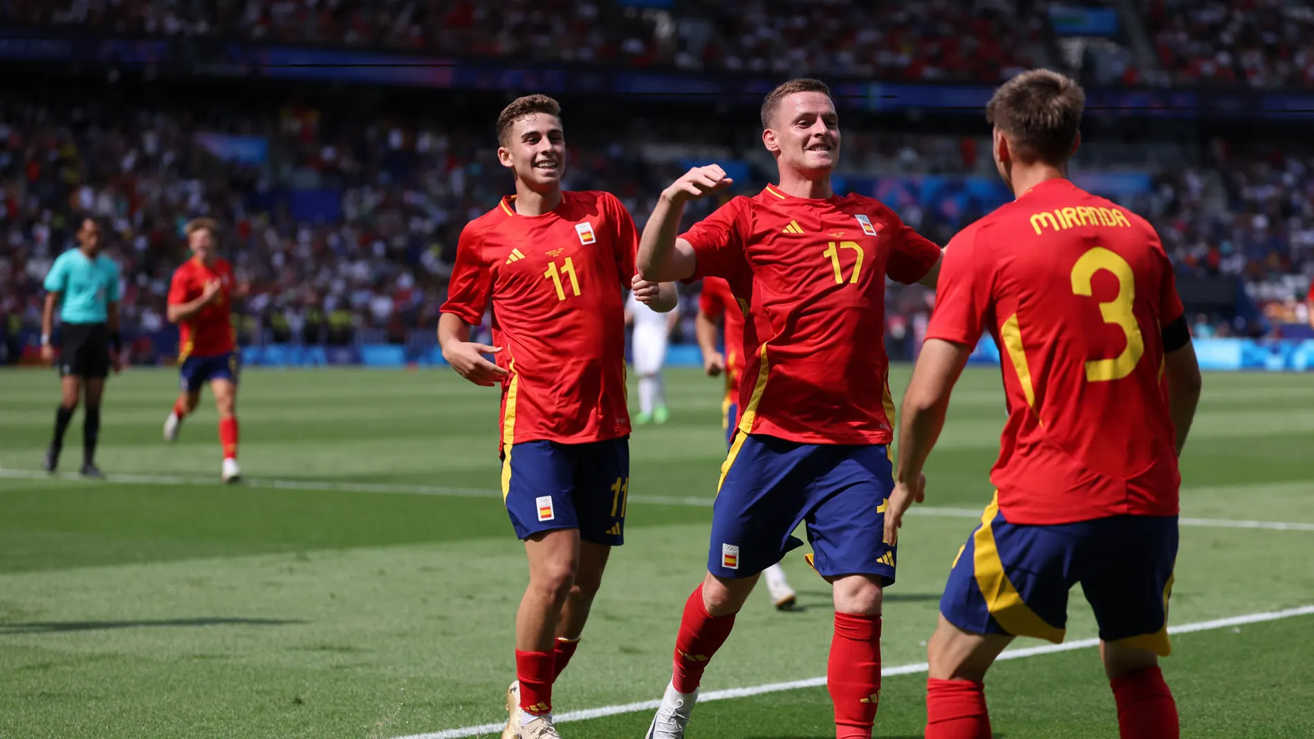 Sergio Gómez celebra su gol ante Uzbekistán Sergio Gómez celebra su gol ante Uzbekistán