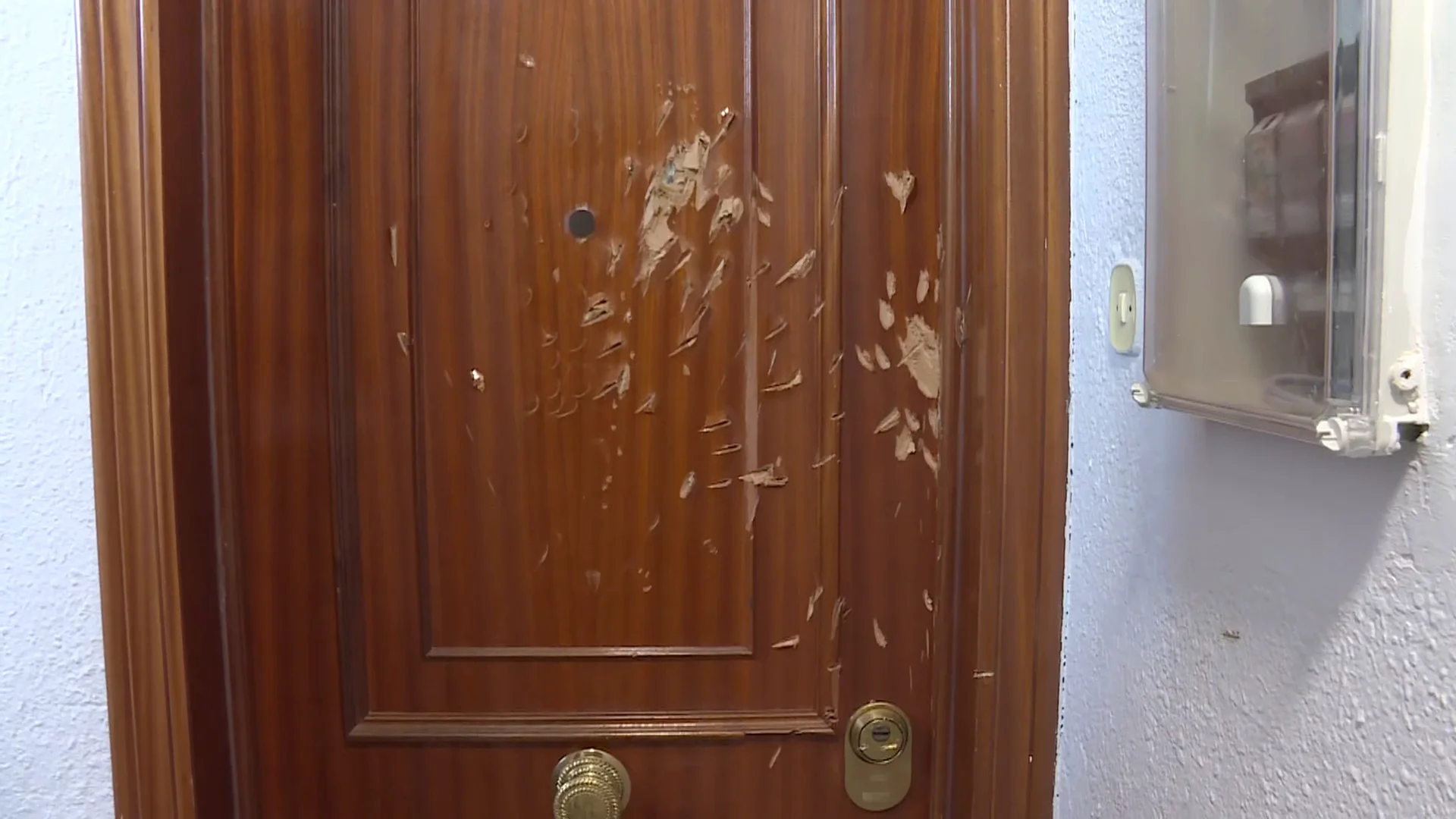 La puerta afectada