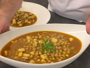 Karlos Arguiñano te ofrece varias recetas deliciosas para disfrutar de la sepia de diferentes formas Karlos Arguiñano te ofrece varias recetas deliciosas para disfrutar de la sepia de diferentes formas