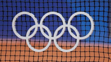Detalle de los aros olímpicos, este jueves en París. 