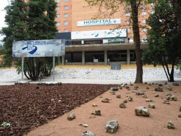 Fachada principal del Hospital Clínico Universitario de Valladolid