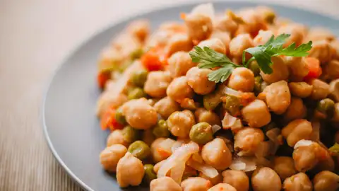 Plato de garbanzos Plato de garbanzos