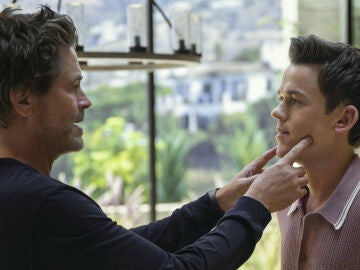 Rob Lowe junto a su hijo John Owen en Inestable