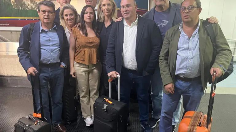 Imagen de la delegación del PP expulsada de Caracas. Imagen de la delegación del PP expulsada de Caracas.
