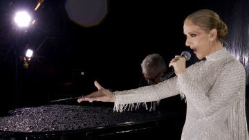 Celine Dion puso el broche de oro a la ceremonia