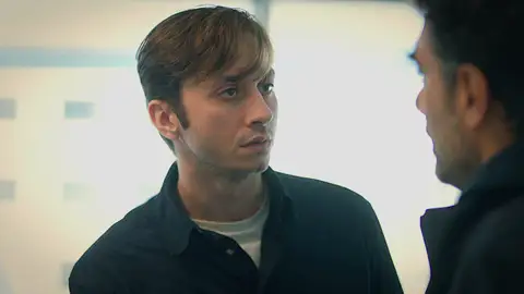 Eren tiene un plan contra los agresores de Tuğçe Eren tiene un plan contra los agresores de Tuğçe