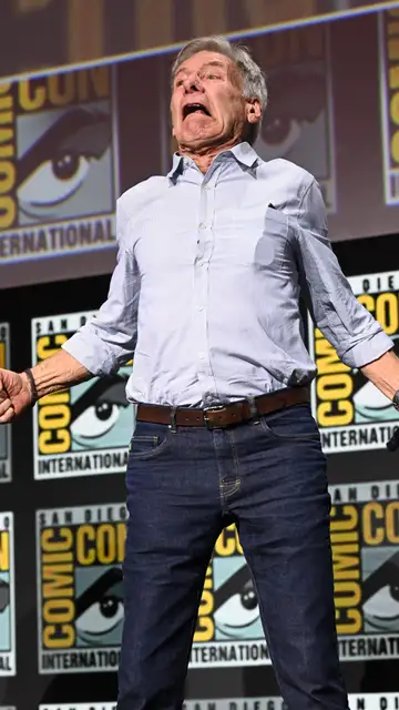 Harrison Ford imitando a Hulk en el panel de Capitán América 4 Harrison Ford imitando a Hulk en el panel de Capitán América 4