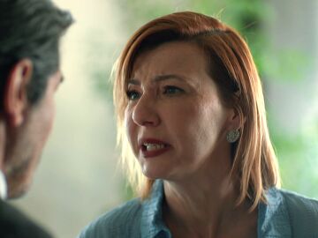 &iexcl;Fuera de s&iacute;!: La&ccedil;in, llena de rabia, rompe todo lo que encuentra a su paso en el despacho de Yekta