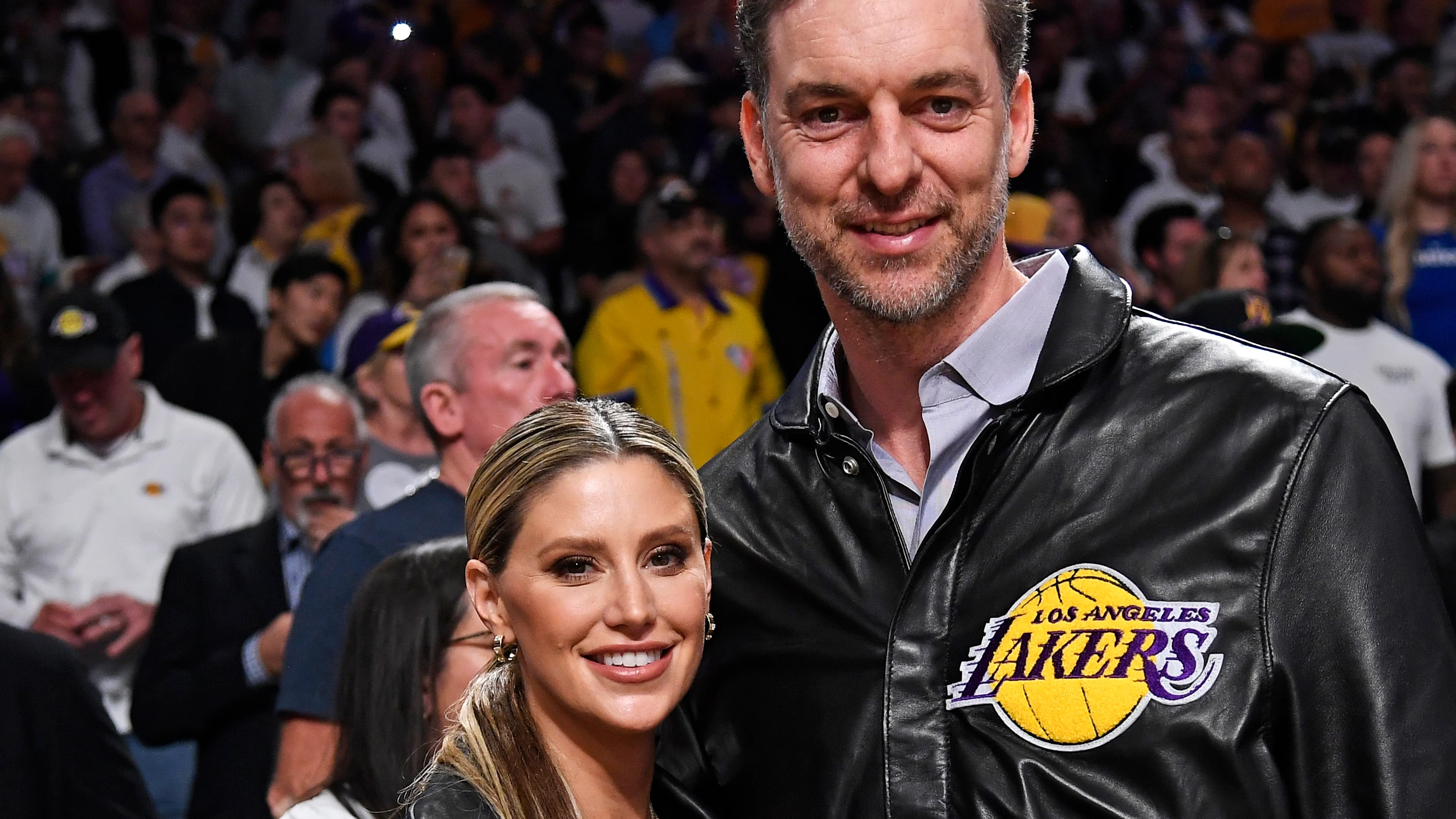 Pau Gasol y Cat McDonnell Pau Gasol y Cat McDonnell