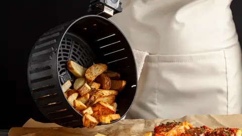 Un plato cocinado en la airfryer Un plato cocinado en la airfryer