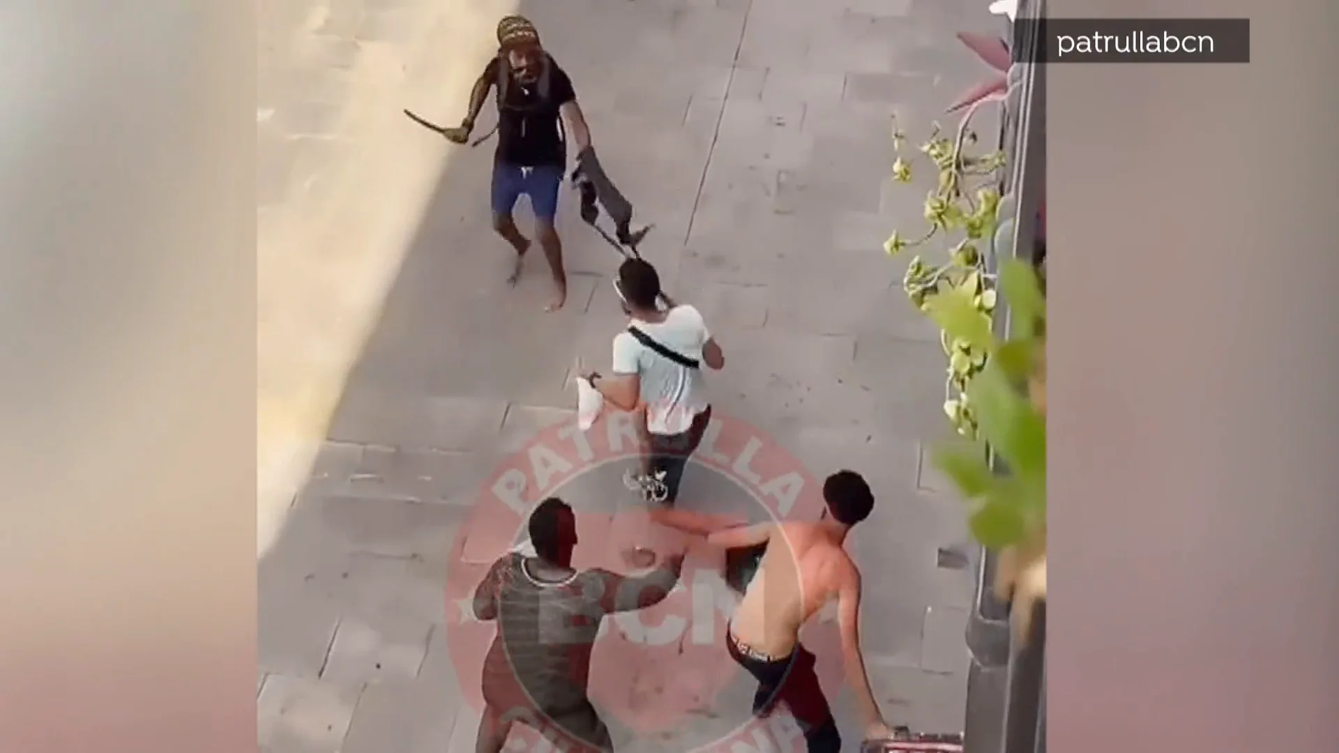 Pela en el Raval de Barcelona Pela en el Raval de Barcelona