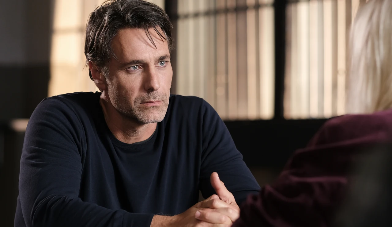 Raoul Bova es Guido en ¡Buenos días, mamá!: un padre de familia… ¿con un secreto?