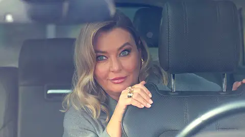 ¡Altercado en la carretera! Şevval, sorprendida con que Orhan le haya salvado ¡Altercado en la carretera! Şevval, sorprendida con que Orhan le haya salvado