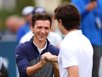 Tom Holland y su hermano Tom Holland y su hermano