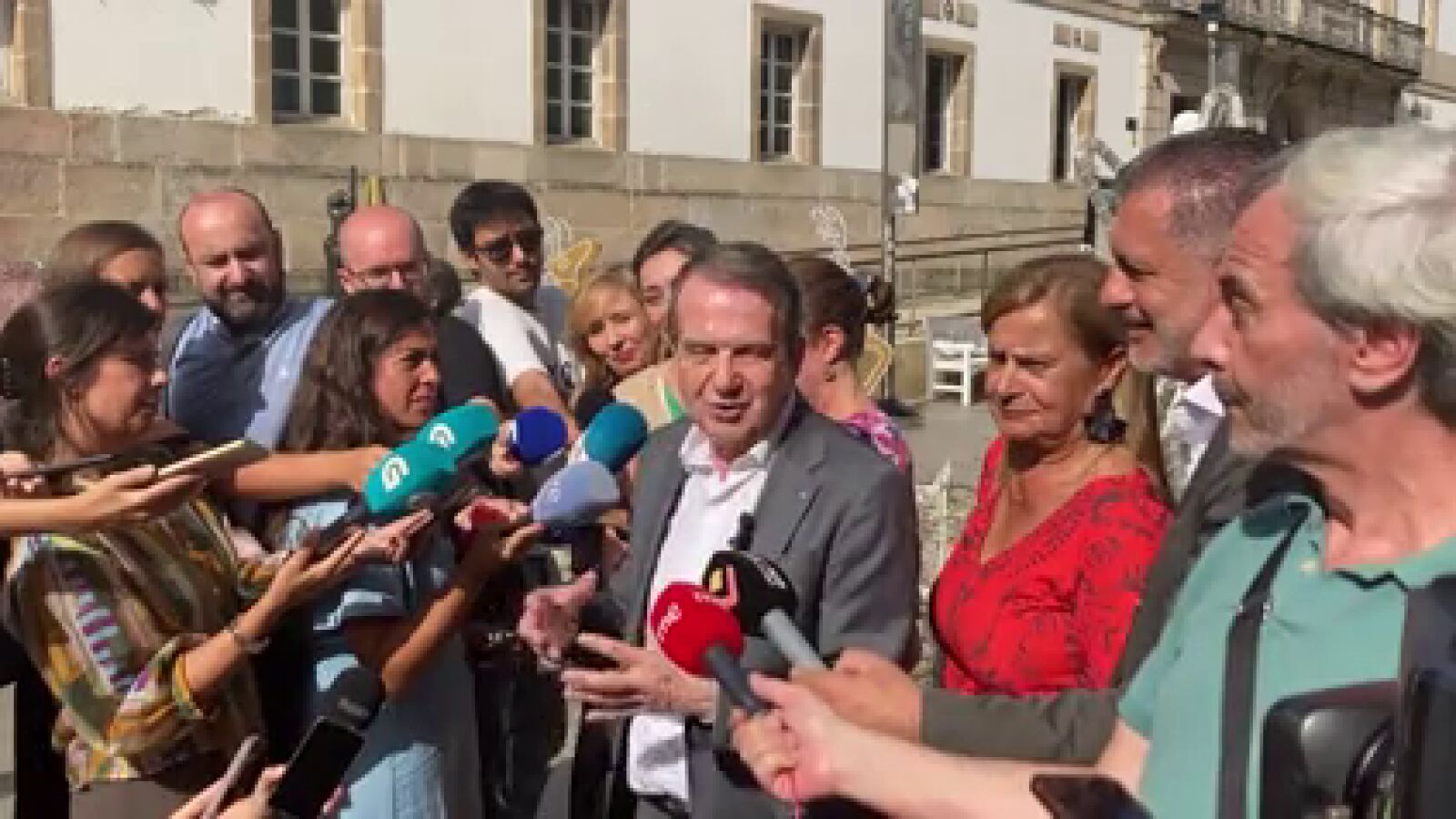Vigo a 30ºC y su alcalde anuncia las luces de Navidad: 