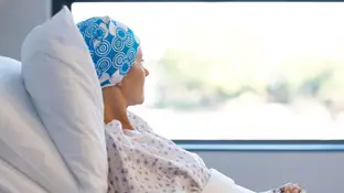 Una paciente con cáncer, en el hospital Una paciente con cáncer, en el hospital