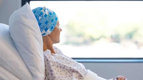 Una paciente con cáncer, en el hospital Una paciente con cáncer, en el hospital