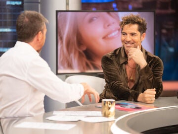 As&iacute; naci&oacute; el &lsquo;&iquest;c&oacute;mo est&aacute;n los m&aacute;quinas?&rsquo; de David Bisbal: &ldquo;Me sorprendi&oacute; much&iacute;simo&rdquo;
